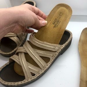 NOAT Adjustable orthotic-friendly Beige Leather Sandals Size 38 ( 7 / 7.5 )